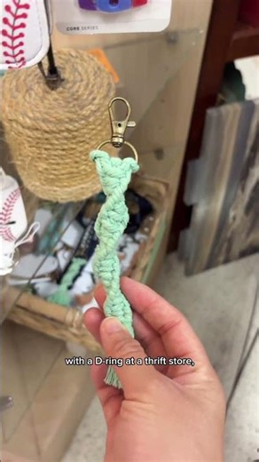 This is how I turned my event bracelet into a keychain 🔑 #diy