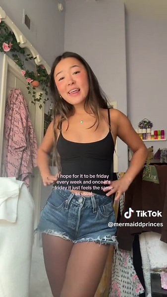 secret (@mermaiddprinces)’s videos with Let the light in - mari