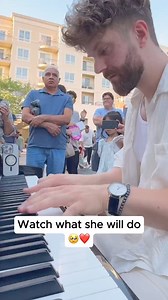 75K views · 1.3K reactions | This 3 year old SINGER shocked everyone with her VOICE  Today I was playing at the Americana in Los Angeles when suddenly a 3 year old girl asked me to play Titanic. #soundingtrends | Sounding Trends | Facebook