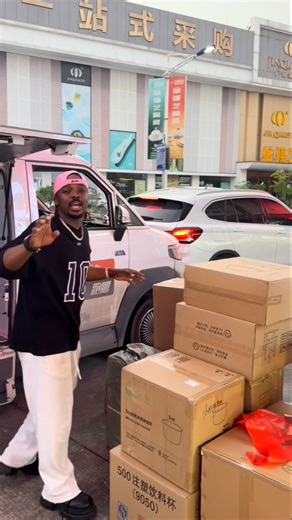 Issa Azam on Instagram: "WhatssApp ☎️ 📞+8613433997752 🇨🇳kawaida +8613433997752"