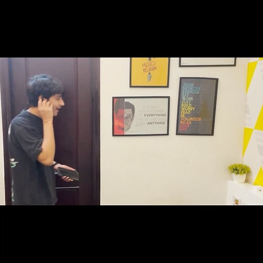 Purav Jha on Instagram: "Check out my Milkshake website in my link in bio and download the free Milkshake app to make your own today. @go.milkshake #milkshakeapp #milkshakewebsite #madewithmilkshake #instatips #instagramforbusiness #socialmed #brandingcoach #socialMediaexpert"