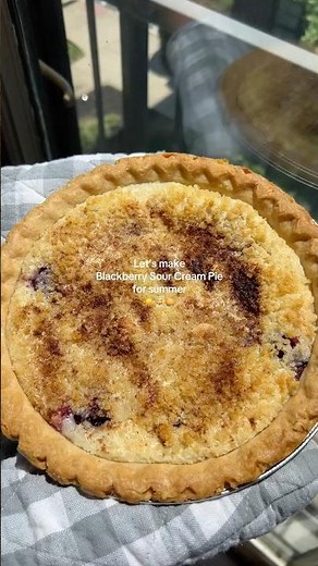 🥧✨Blackberry Sour Cream Pie✨🥧 *Full recipe in description*