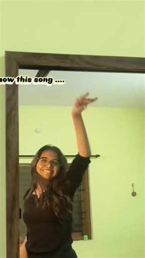 Rashi✨ on Instagram: "Get on the floor, shano shano🌝"