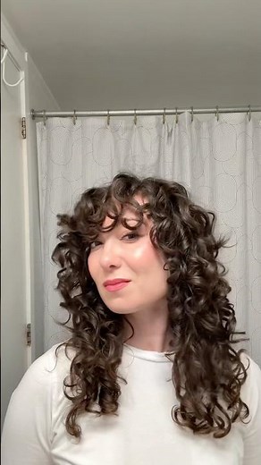 Wolf Cut for curly hair💁🏻‍♀️ #curlyhair #curlyhairstyles #wolfcut #curlyhairtutorial #beautyshorts