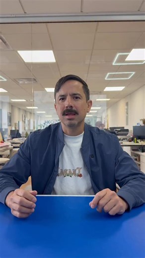 🚨 AVISO IMPORTANTE 🚨 El espacio aéreo de El Caribe esta cerrado hasta nuevo aviso. Esto afecta directamente a todos los vuelos que salen y entran a Puerto Rico en especial su aeropuerto internacional de San Juan @aeropuertosju ¿Que puedes hacer si vuelas en las próximas 24 horas? 1. Verifica el estatus de tu vuelo, ya sea llamando a la linea aérea o en su pagina web. 2. NO vayan al aeropuerto si su vuelo fue cancelado. Es perder el tiempo; hagan su re programación online o por teléfono. 3. Rev