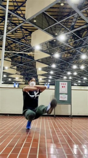 コサックダンスの魅力とやり方