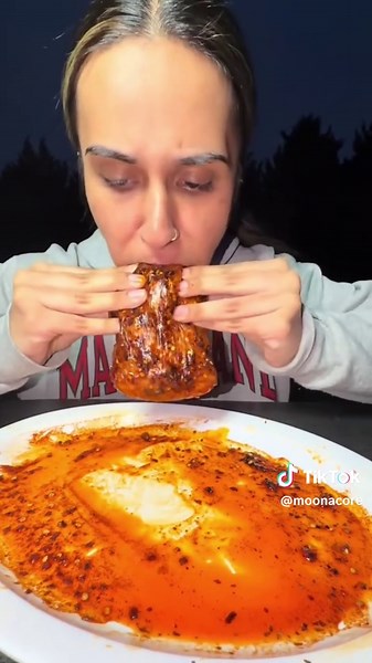 Moona was so ready to eat #rockpaperfoodchallenge #foodchallenge #fypシ | rock paper food