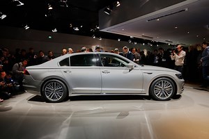VW Phideon luxury sedan revealed, destined for China only