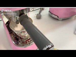 ПРОТЕСТИРОВАЛИ КОФЕМАШИНУ Smeg! СТОИТ ЛИ ПОКУПАТЬ ДОРОГУЮ БЫТОВУЮ ТЕХНИКУ?