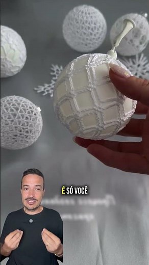 Como fazer uma bola de natal em casa! #shorts #bola #natal