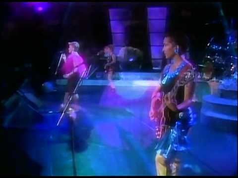 Go-Go's - Forget That Day (Wild at the Greek Live '84)