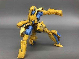 New Image of Transformers Kingdom Cheetor