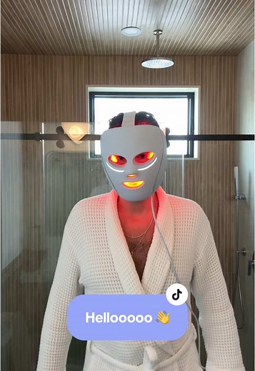 Transform Your Skin with Shark Cryo Glow LED Mask