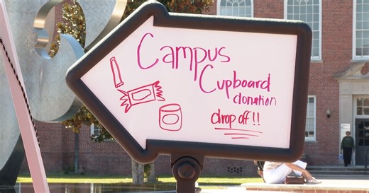 UL Lafayette students combine homecoming festivities with food pantry donations