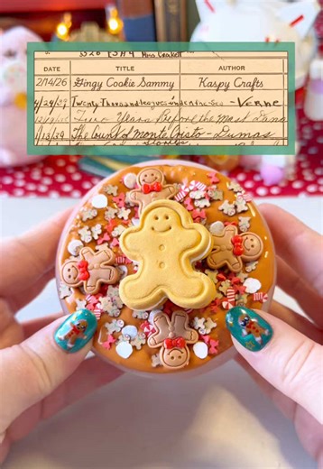 ✨📖 Quiet Sliming Room 📖✨ 🫙 Slime: Gingy Cookie Sammy ✍️ Author: @Kas 🪼 Texture: Wg mini pumice with butter topper 👃 Scent: The Muffin Man's Wife (allegedly) aka Tammy? - Fresh-baked chewy gingerbread, molasses, hint of eggnog and fresh vanilla bean-specked whipped cream filling ✨📖✨ #slime #asmr #relax #calm #crunchy