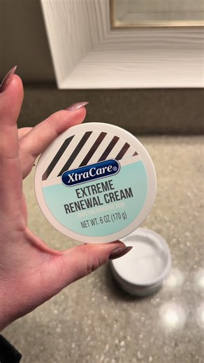 I absolutely love this extreme renewal cream from the dollar tree! #dollartree #dollartreecommunity #dollartreefinds #dollartreebeauty #dollartreereviews