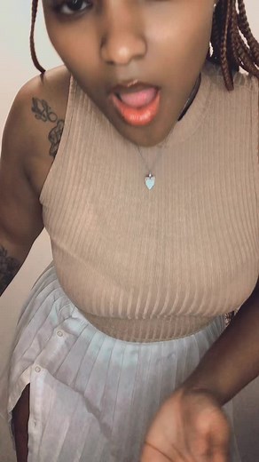 Fashion Disaster: Skirt Malfunction