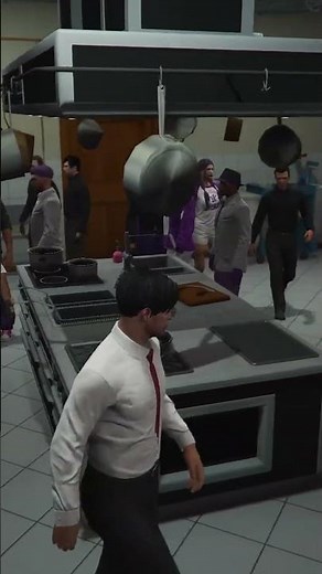 There's still a live chicken in the fridge 🐓🤣#gta #viral #fivem #gaming #clips