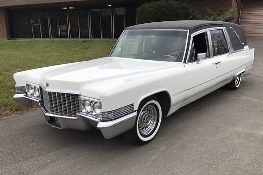 1970 Cadillac Superior Sovereign Landaulet Hearse
