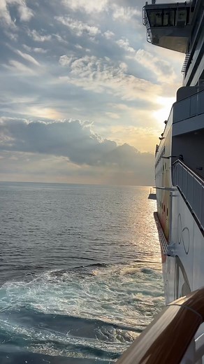 22K views · 121 reactions | 15 min late pier runner. We left pretty much the moment he boarded. I was so proud of his effort despite it being all his fault. | Gretchen Testa | Facebook