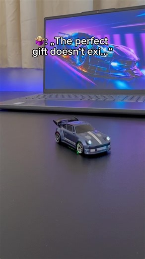 A 1:64 Micro Simulated Drifting Remote Control Car 🏎️🔥 #drift #car #rccar #usb #roadblock