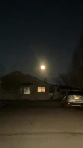 Mildred Unplugged (@mildredunplugged)’s videos with Talking to the Moon - Bruno Mars
