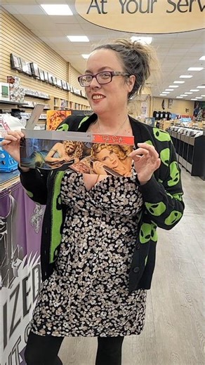 Unboxing The Taylor Swift Holiday Collection CD — Still Waiting for the Vinyl!