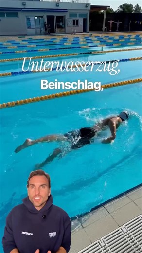 Schwimmcoach on Instagram: "💙 Wenn du Kraulen von Grund auf sauber lernen willst, dann bleib jetzt unbedingt dran. In den nächsten Wochen nehme ich dich Schritt für Schritt mit – vom ersten sicheren Gefühl im Wasser bis zur stabilen, kraftvollen Kraultechnik. Mit klaren, kurzen Übungen, die du sofort im Becken ausprobieren kannst. 👉 Was dich erwartet: • Wasserlage • Atmung • Catch & Unterwasserzug • Beinschlag • Rotation • Koordination Alles logisch aufeinander aufgebaut, sodass du dich jede W