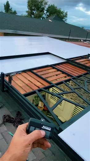 Decoración de Techos Retráctiles y Exteriores