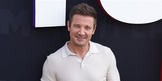 Jeremy Renner's $203M Sci-Fi Masterpiece Is 1 of the Century’s Best