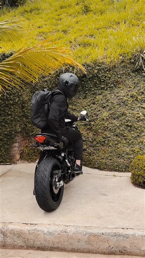 Yamaha MT-07 Akrapovic Exhaust Sound Review