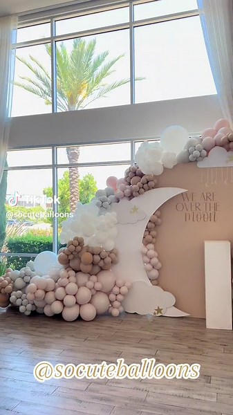 Custom Balloon Ideas for a Baby Shower Celebration