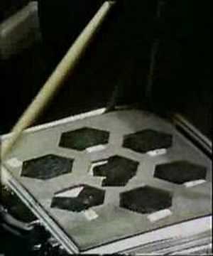 SAGA 1981 "A Briefcase" (3) www.sagaplanet.de