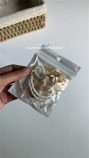 Must-Have Summer Accessories for the Beach