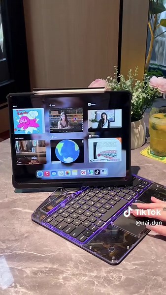 Dark. Minimal. Powerful. The black Magic Keyboard takes my iPad to the next level. 🖤 Transparent black iPad keyboard #iPad keyboard #iPad case #Rotating keyboard #New iPad keyboard