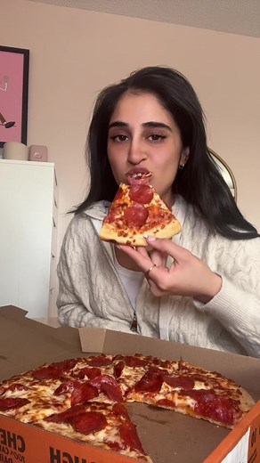 Little Caesars Pizza Mukbang: A Delicious Experience