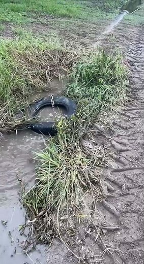 Clever Culvert Cleaning Method || ViralHog