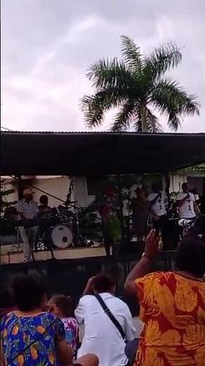 scripture vibration live performance in top