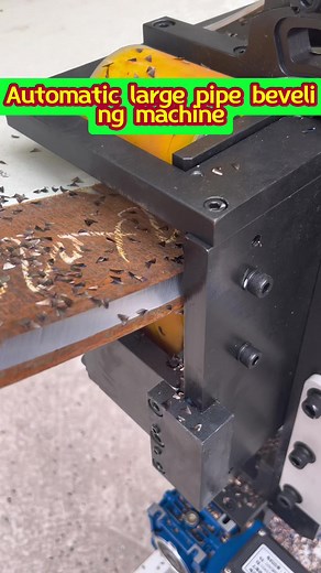 Heavy-Duty Pipe Chamfering and Beveling Machine