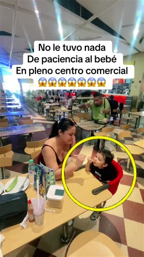 No le tuvo nada De paciencia al bebé En pleno centro comercial 😱😱😱😱😱😱😱