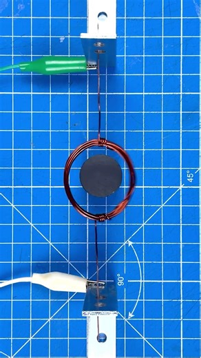 I Made a Motor Using Only a 1.5V Battery! ⚡🔋 #shorts #experiment