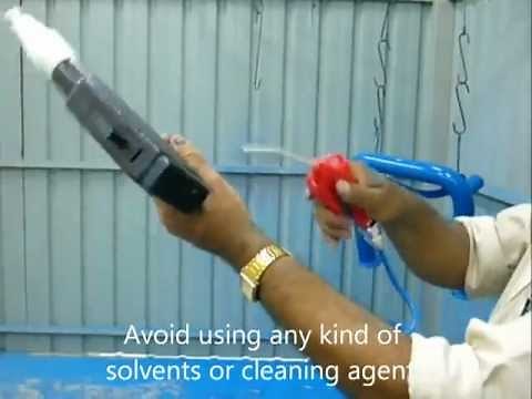 Cleaning a powder coating machine - easily and quickly.mp4