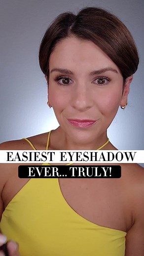 Eyeshadow for people who don't know how to apply eyeshadow.... anyone can do this! ☺️❤️ #makeuptiktok #makeuptutorialsimple #eyeshadow #easymakeup #easymakeuptutorial #easyeyemakeup #easyeyeshadow #easyeyeshadowtutorials #easymakeuptutorial #eyeshadowforbeginners #makeupforbeginners #learnmakeup #beginnermakeup #beginnermakeuptutorial @thebkbeauty @charlottetilbury @fentybeauty @sephoracollection