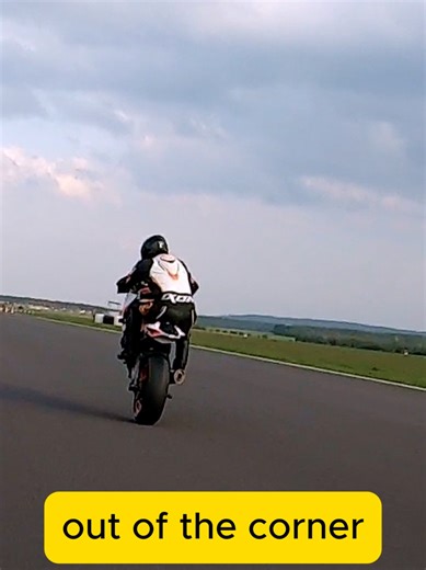 Mastering the Rear Brake for Motorcycle Racing