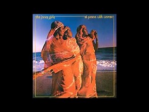 The Jones Girls - Dance Turned Into A Romance