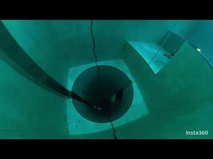 Freediving in Y40