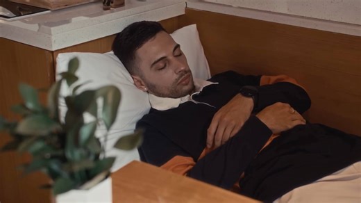 Are naps actually good for you? | Doctors explain