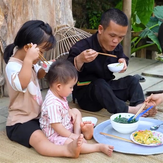 32K views · 641 reactions | Dwarf Family on Reels | Facebook