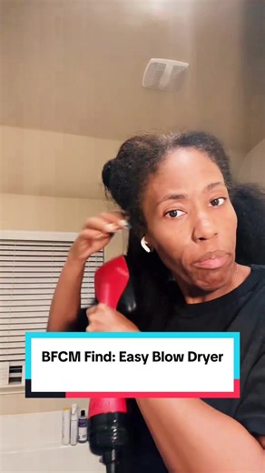 Still one of the easiest dryers I’ve ever used. Fast drying, beginner friendly, and the flexible bristles don’t pull my hair. If you struggle with blow dryers, this one actually makes wash day easier. #tiktoklive #TikTokShopBlackFriday #TikTokShopCyberMonday #TTSSouthwest #TastemakersAustin