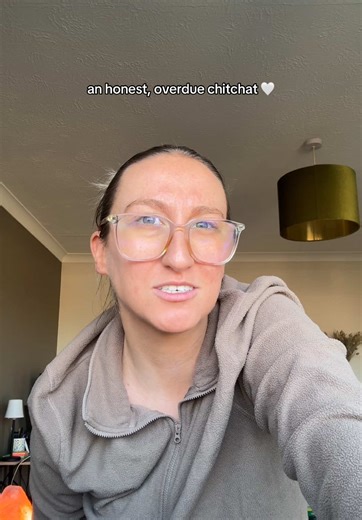 I’ve been meaning to share this for a really long time but just couldn’t find the right way, so I’ve ripped the bandaid off and here we are 😂 I also wanted to share this to get a weight off my shoulders. I know I spoke to a few of you about this over the weekend and thank you for being honest with me… I also know some of you won’t get why I felt the need to justify myself or my content but I just couldn’t shake it and it felt a bit like an elephant in the room (and a weird pit in my stomach). W